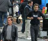 Ryan Reynolds et Kevin Bacon sur le tournage de  R.I.P.D  à Boston, le 22 octobre 2011.
