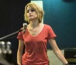 Marie Gillain dans Fragile(s) 