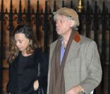 Sir Bob Geldof assiste à la messe en l'honneur de Josephine Hart, Lady Saatchi, en l'abbaye de Westminster, à Londres, le 24 octobre 2011.