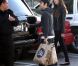 Pete Wentz et sa petite amie se rendent dans un supermarché bio, le mercredi 12 octobre 2011 à Los Angeles.