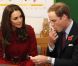 ' So... ? ' Le prince William et le prince Frederik ont testé la pâte superprotéinée, Kate non... Visite officielle du prince William et de sa femme Catherine à Copenhague le 2 novembre 2011, pour leur première mission humanitaire ensemble au centre d'approvisionnement de l'UNICEF.