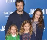 Judd Apatow et sa famille le 6 novembre à Los Angeles pour présenter Jack et Julie.