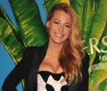 La sublime Blake Lively lors du défilé Versace pour H&M, à New York, le 8 novembre 2011
