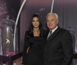 Monica Bellucci et Bernard Fornas, Président & CEO de Cartier  International à la boutique Cartier des Champs Elysées transformée en  théâtre végétal du 10 au 20 novembre. Paris, le 9 novembre 2011.