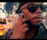 Mathieu Edward dans le clip Hot