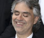 Andrea Bocelli reçoit son étoile sur le Hollywood Walk of Fame en mars 2010<br />