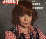 Janette Woollacott (Woolcoot) aussi s'était essayée à la chanson,  notamment avec Le Chocolat, en collaboration avec son dernier mari Dominique  Perrier, mais aussi en duo avec Jean Sarrus des Charlots, qui fut également son époux. 