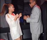 Beyoncé et Jay-Z dansent au VIP Room !