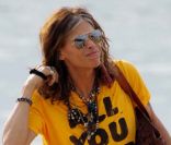 Steven Tyler en vacances à Maui (Hawaï), le 16 novembre 2011.