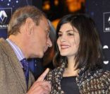 Audrey Tautou et Bertrand Delanoë illuminent les Champs-Élysées, le 23 novembre 2011 à Paris.