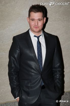 Michael Bublé lors de l'illumination du sapin de Noël du Rockfeller Center à New York le 30 novembre 2011