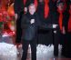 Neil Diamond lors de l'illumination du sapin de Noël du Rockfeller Center à New York le 30 novembre 2011