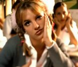  ...Baby One More Time (1998) , parce qu'en pleine folie des boysband, il a tout rasé sur son passage !  