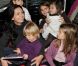 Adeline Blondieau : la jeune maman fascine les enfants avec ses histoires