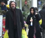 Tim Burton et Helena Bonham Carter à Londres le 4 décembre 2011