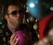 Helmut Fritz dans son clip Petit Papa Noël