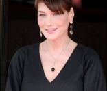 Carla Bruni, épanouie et enceinte, en mai 2011, à Deauville.<br />
