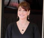 Carla Bruni ravissante lors du sommet du G8, à Deauville, en mai 2011.<br />
