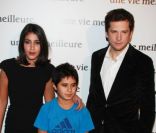 Leïla Bekhti, Guillaume Canet et Slimane Khettabi lors de l'avant-première du film Une vie meilleure le 15 décembre 2011 