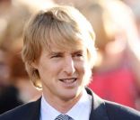 Owen Wilson : Un papa attentif et ému pour les premiers pas de son fils