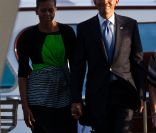 Barack Obama en visite à Pearl Harbour avec son épouse Michelle Obama le 29 décembre 2011