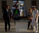 Barack Obama en visite à Pearl Harbour avec son épouse Michelle Obama le 29 décembre 2011