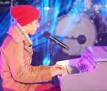 Justin Bieber live pour le Nouvel An à Time Square, New York, le 31 décembre 2011.
