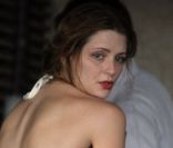 Mischa Barton s\'éclate sur la plage à Miami le 2 janvier 2012