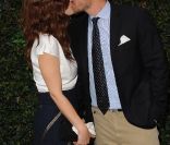 Drew Barrymore et Will Kopelman (photo : en juin 2011 à un dîner de bienfaisance au profit d\'actions environnementales), qui se fréquentent depuis février 2011, se sont fiancés au cours de leurs vacances à Sun Valley (Idaho) lors des fêtes de fin d\'a