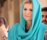 La princesse Maxima des Pays-Bas visitait la grande mosquée de Mascate au matin du 12 janvier 2012, dernier jour de la visite officielle de trois jours de la reine Beatrix au sultanat d'Oman.