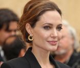 Angelina Jolie à la cinémathèque américaine de Los Angeles, le 14 janvier 2012.