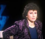 Anne Sinclair à la grande période Sept sur Sept, sur TF1, le 23 novembre 1987.