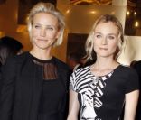 Les actrices Cameron Diaz et Diane Kruger ont illuminé l'École nationale des beaux-arts au défilé Atelier Versace printemps-été 2012 à Paris, le 23 janvier 2012.