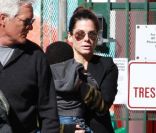 Sandra Bullock va chercher son petit Louis à l\'école le 24 janvier 2012 à Los Angeles