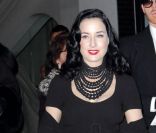 Dita Von Teese à son arrivée au défilé Haute Couture Jean-Paul Gaultier. Le 25 janvier 2012 à Paris