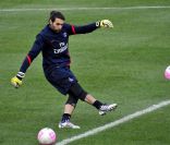 Salvatore Sirigu le 13 janvier 2012 au Camp des Loges à Saint-Germain-en-Laye