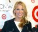 Blake Lively en manteau lors de la soirée de lancement de la collection Jason Wu pour Target, à New York, le 26 janvier 2012