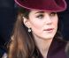 Une jolie réalisation Rose Cory pour le premier Noël de la duchesse Kate dans la famille royale, à Sandringham le 25 décembre 2011.
Fin janvier 2012, Catherine, duchesse de Cambridge, s'est vu décerner à la quasi-unanimité (91% des suffrages) le Hat Person of the Year Award réservé à la personnalité la mieux chapeautée de l'année par la vénérable Headwear Association basée en Californie !