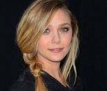 Elizabeth Olsen, en janvier 2012 à Los Angeles.