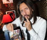 Bob Sinclar lors de la soirée de lancement de son dixième album Disco Crash, au no comment, à Paris, le 2 février 2012