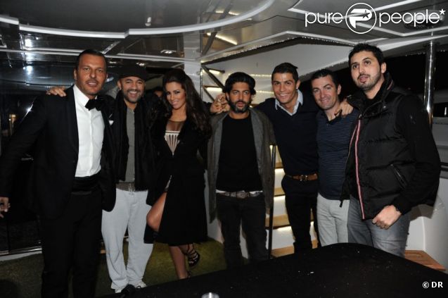 Photo de groupe sur le tournage du clip de Jean-Roch, Name of love