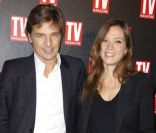 Guy Lagache et sa femme Émilie lors de la soirée TV Magazine fête ses 25 ans, au Plaza Athénée, le 8 février 2012.  