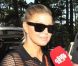 Fergie soutient son homme Josh Duhamel lors de son tournoi de golf, à Los Angeles, le 8 février 2012