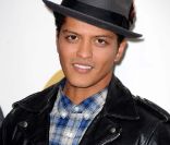 Bruno Mars à Los Angeles, le 30 novembre 2011. 