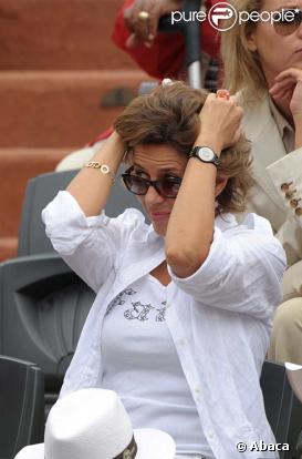 Corinne Touzet a peur que le ciel lui tombe sur la tête !