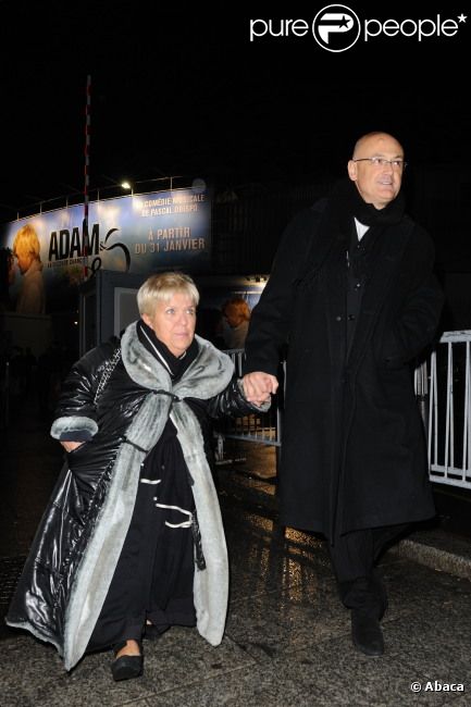 Mimie Mathy et son mari Benoist Gérard lors de la générale de la comédie musicale de Pascal Obispo, Adam et Ève, au Palais des Sports le 13 février 2012 à Paris 