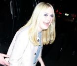 Dakota Fanning fraîche et lookée pour applaudir son mentor Marc Jacobs
