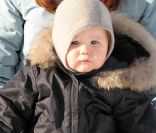  Le prince Vincent, 1 an, lors de ses premières vacances à la neige. 
 Le prince Frederik et la princesse Mary, en vacances dans la station suisse de Verbier comme chaque année, ont posé pour la presse avec leurs enfants, le prince Christian (6 ans), la princesse Isabella (4 ans) et les jumeaux le prince Vincent et la princesse Josephine (1 an), le 12 février 2012. 