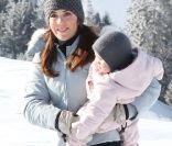 Le prince Frederik et la princesse Mary, en vacances dans la station suisse de Verbier comme chaque année, ont posé pour la presse avec leurs enfants, le prince Christian (6 ans), la princesse Isabella (4 ans) et les jumeaux le prince Vincent et la p