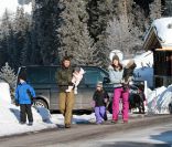 Le prince Frederik et la princesse Mary, en vacances dans la station suisse de Verbier comme chaque année, ont posé pour la presse avec leurs enfants, le prince Christian (6 ans), la princesse Isabella (4 ans) et les jumeaux le prince Vincent et la p